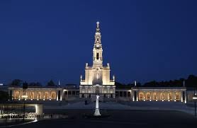 Tour Fátima, Nazaré e Óbidos: Fé e Ondas (8h)